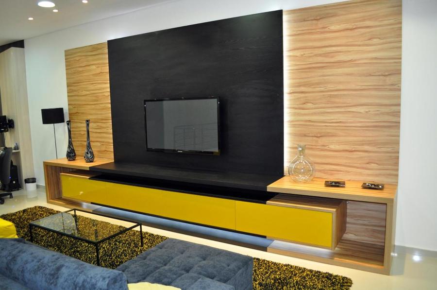 Móveis planejados para sala de tv com bom gosto confira as ... Moveis sala modernos